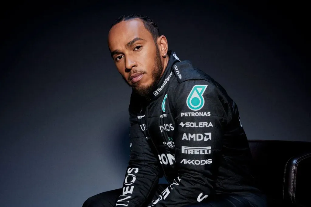 Mercedes fará anúncio oficial sobre saída de Hamilton ainda hoje!