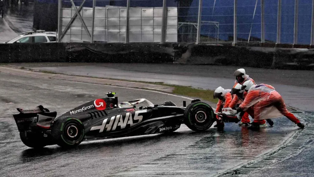 Hulkenberg faz crítica aos comissários após desclassificação polêmica no GP de São Paulo