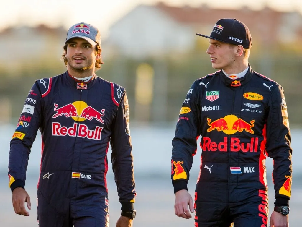 Sainz descarta transferência para Red Bull para não ser "marionete" de Verstappen