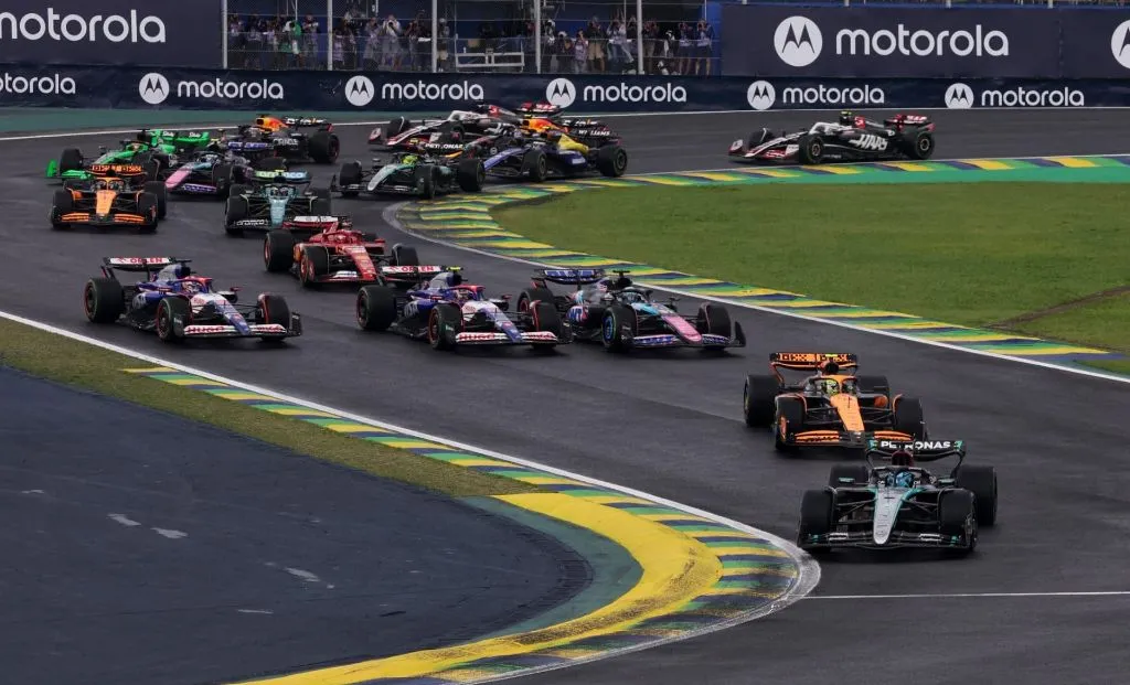 Eddie Jordan detona corridas sprint e DRS: "Farsa completa"