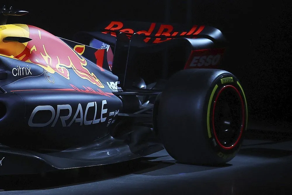 F1: Após ser reprovado, RB20 passa por novo teste de colisão da FIA e chassi é homologado