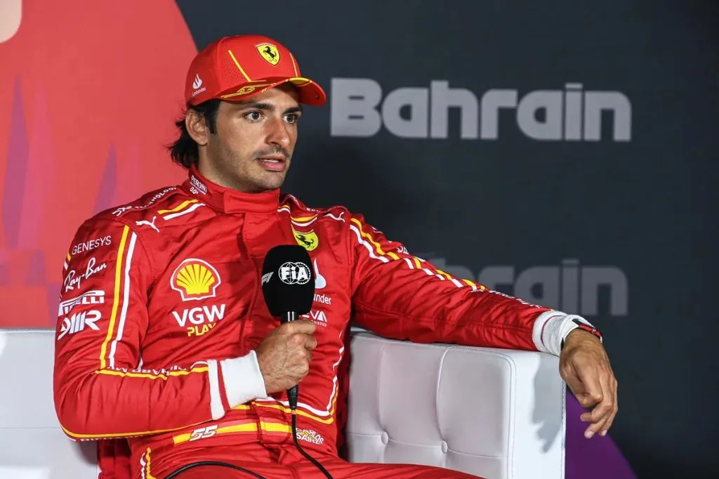 Sainz: Rumores de mudança para Mercedes após anúncio de Hamilton