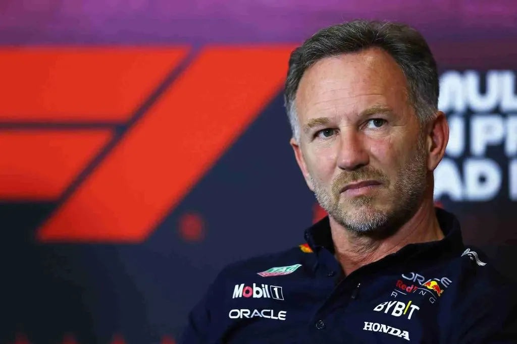 Horner critica "excesso" de punição a Verstappen