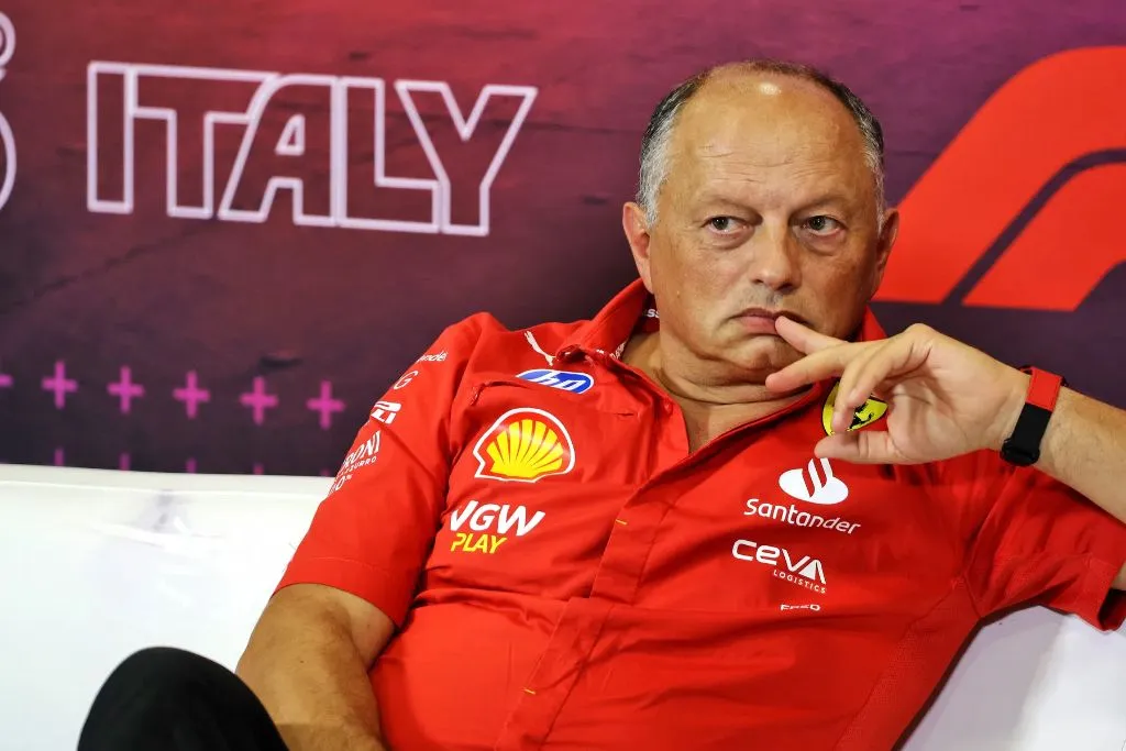 Vasseur revela como a indecisão da Ferrari comprometeu o desempenho do SF-24