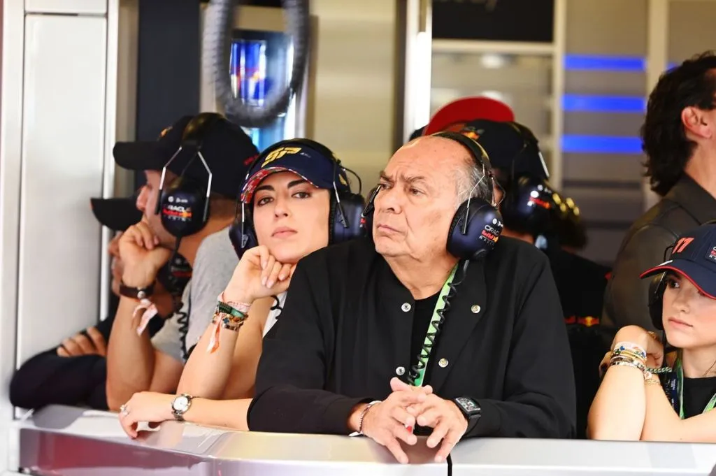 "O melhor de Checo ainda está por vir", afirma o pai de Sergio Perez após saída da F1