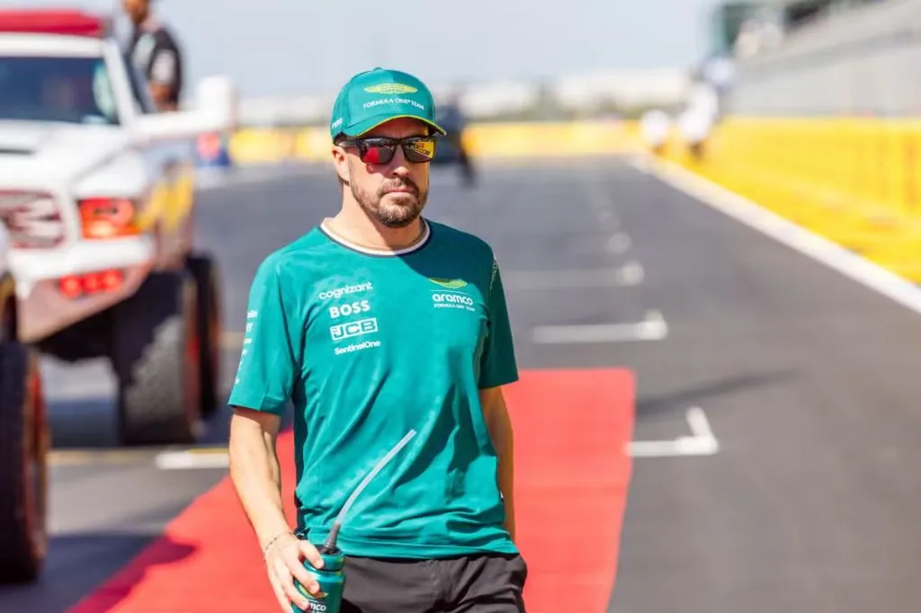 Alonso perde compromisso de mídia no GP do México por motivo de saúde