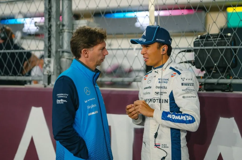 "Gosto do desafio", diz Alex Albon sobre reconstrução da Williams