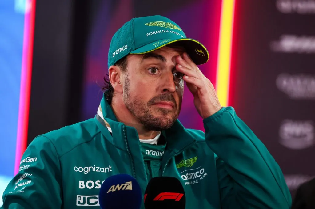 Alonso conta que ficou surpreso com desempenho da Alpine