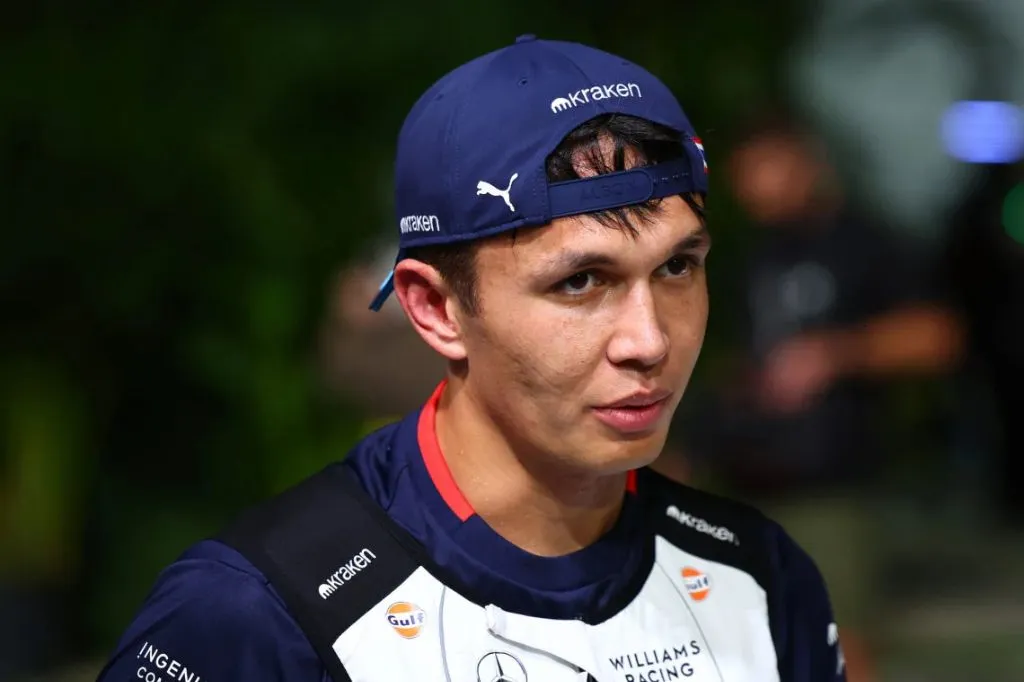 Albon prevê comportamento mais agressivo de Magnussen após suspensão da F1