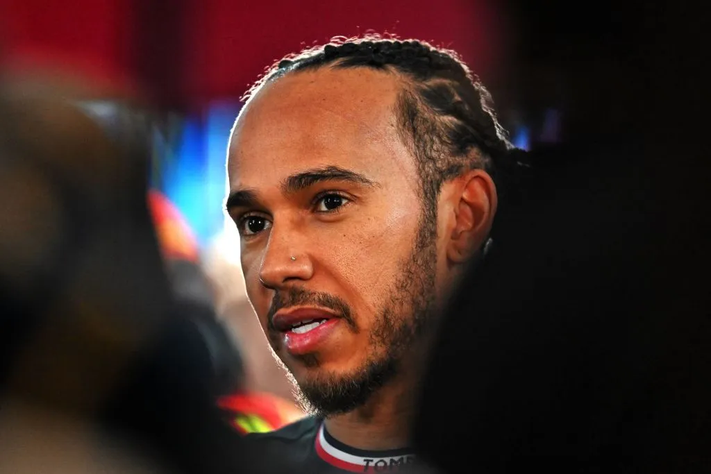 Lewis Hamilton relembra Abu Dhabi 2021: "Uma ferida aberta"