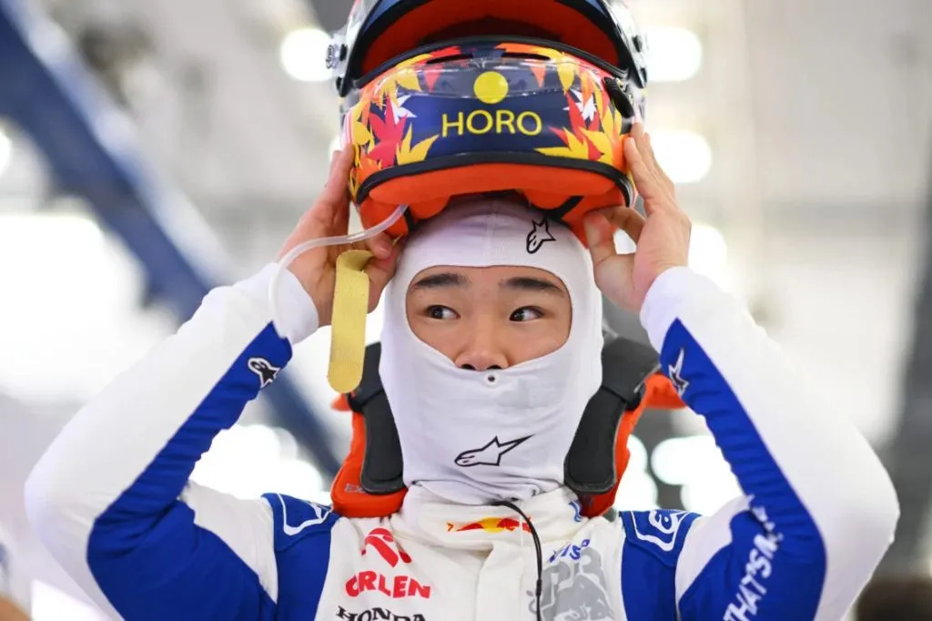 Tsunoda tem Red Bull em foco: "Quero estar ao lado de Verstappen"
