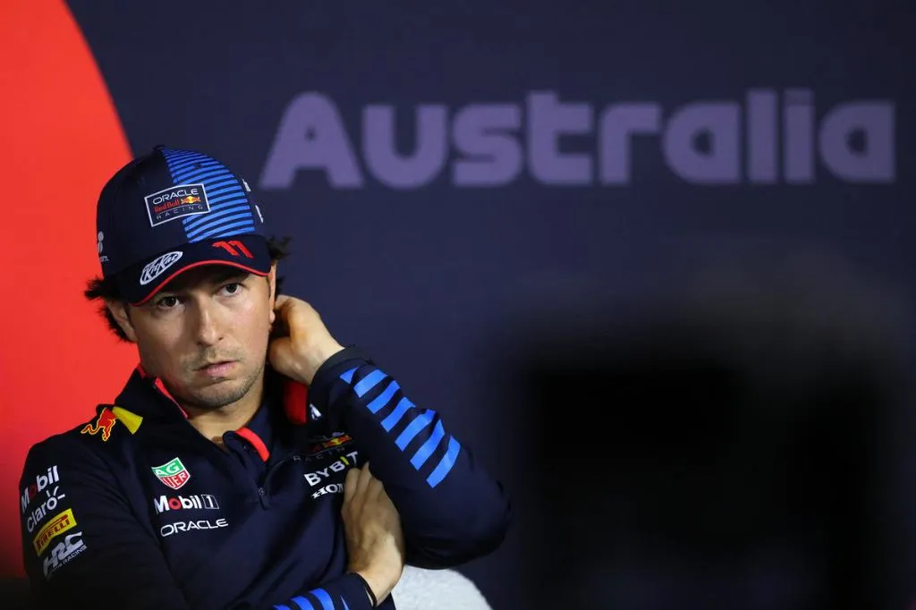 Sergio Perez: "Fim de semana complicado" em Melbourne