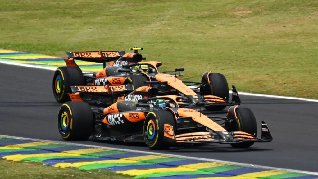 McLaren defende decisão estratégica "psicologicamente difícil" entre Norris e Piastri