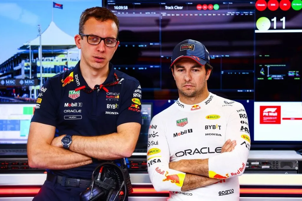 Red Bull enfrenta dilema sobre Sergio Perez: consequências vão além das pistas