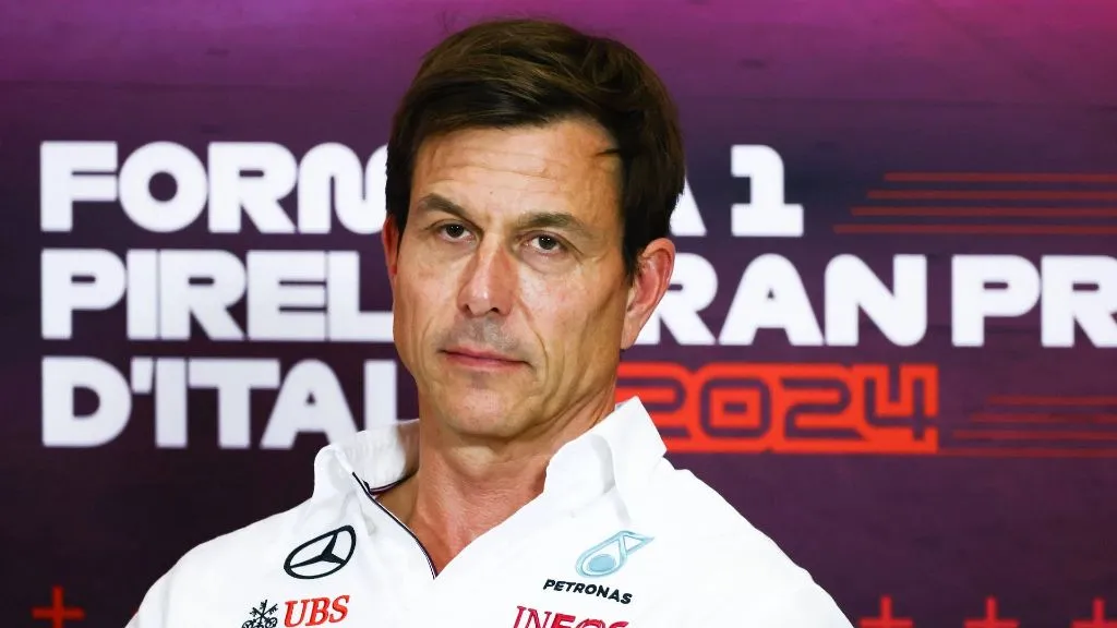 Toto Wolff fala sobre possível futuro de Verstappen na Mercedes: "Só Deus sabe"