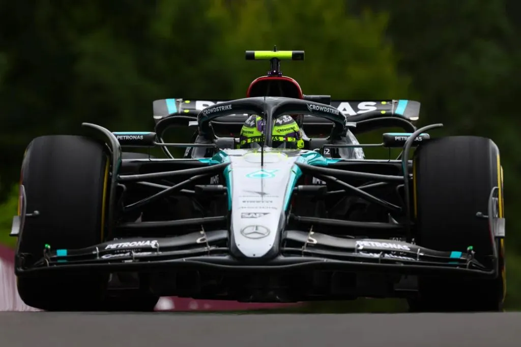 Hamilton avalia dia difícil em Spa: "Carro completamente diferente"