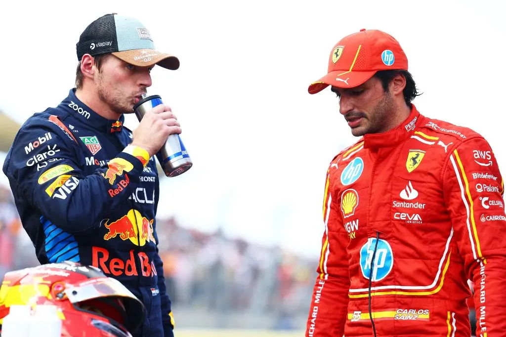 Sainz nega tensão com Verstappen como motivo para não ir para a Red Bull