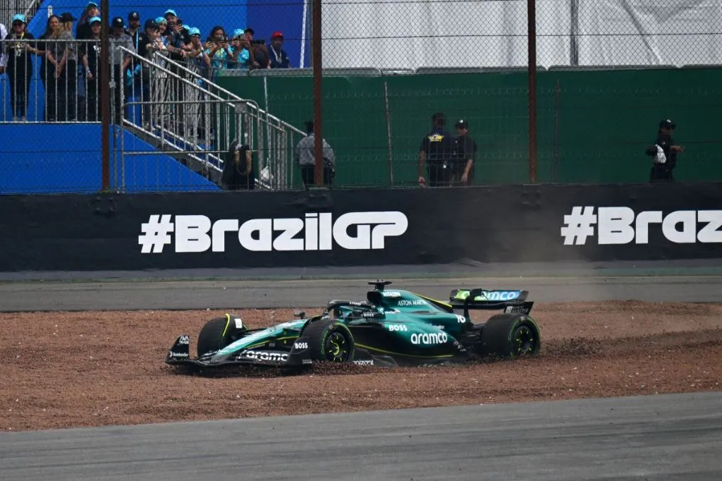 O que aconteceu com Lance Stroll na volta de apresentação no GP de São Paulo? Piloto canadense comenta o incidente