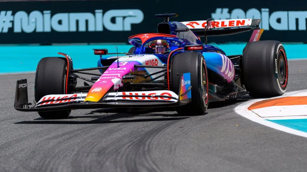  "Já vínhamos observando sinais de melhoria", diz Mekies sobre desempenho de Ricciardo